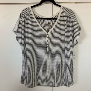Light weight old navy stripped shirt